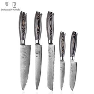 "Five-piece kitchen set of precision-cast Damascus knives" - the perfect combination of sharpness and elegance