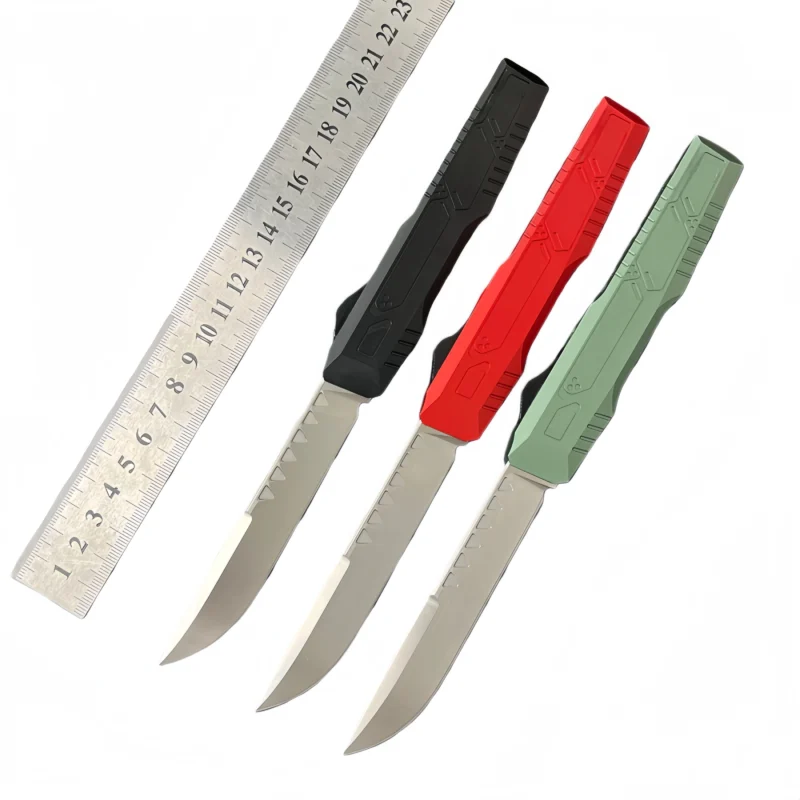 A SWITCHBLADE KNIFE 18 1 4 A SWITCHBLADE KNIFE A SWITCHBLADE KNIFE